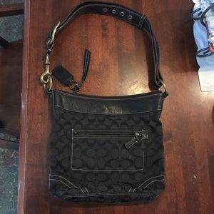 brown coach shoulder bag